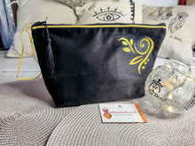 Charger l'image dans la galerie, GRANDE TROUSSE EN VELOURS NOIR " "