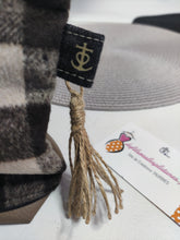 Charger l'image dans la galerie, TROUSSE /POCHETTE "couverton Camarguais"