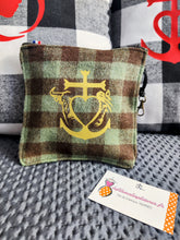 Charger l'image dans la galerie, PETITE TROUSSE en tissu couverton