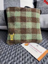 Charger l'image dans la galerie, PETITE TROUSSE en tissu couverton