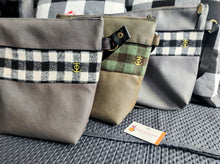 Charger l'image dans la galerie, SAC/ BESACE COUVERTON CAMARGUE en Cuir (PU)