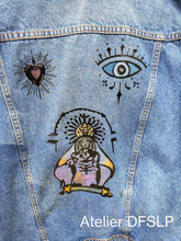 Charger l'image dans la galerie, VESTE en jean femme "taurine"ou "Flamenca"peinte à la main