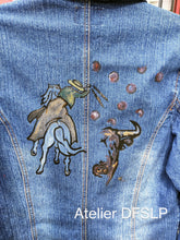 Charger l'image dans la galerie, VESTE en jean femme "taurine"ou "Flamenca"peinte à la main