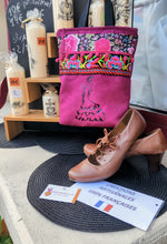 Charger l'image dans la galerie, SAC "TACONES" en SUEDINE "fuschia" impression Flamenca