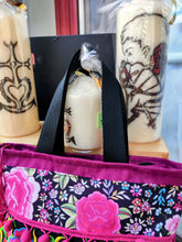 Charger l'image dans la galerie, SAC "TACONES" en SUEDINE "fuschia" impression Flamenca