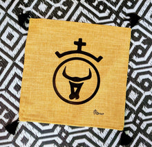 Charger l'image dans la galerie, COUSSIN " FAENA" (rouge/jaune safran/fuschia)