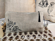 Charger l'image dans la galerie, GRANDE TROUSSE / POCHETTE "GIPSY" BOHÊME avec Fermeture éclair et Pompon