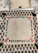 Charger l'image dans la galerie, COUSSIN CAMARGUE "les manades" (écru)