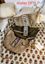 Charger l'image dans la galerie, PETIT SAC "CAMARGUE" en SUEDINE "TAUPE " (taille S) "Esprit Couverton" ou "provencal