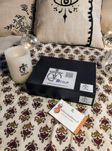 Charger l'image dans la galerie, COFFRET CADEAU DE Caleçon/ BOXERS "CHEVAL CAMARGUE" LEE COOPER