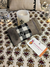 Charger l'image dans la galerie, ETUI à Lunettes "Taurin Camargue"