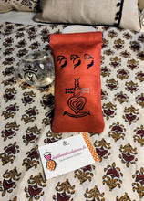 Charger l'image dans la galerie, ETUI à Lunettes "Taurin Camargue"