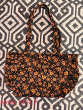 Charger l'image dans la galerie, SAC BOHEME EN VELOURS FLEURI (taille M)