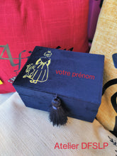 Charger l'image dans la galerie, BOITE à BIJOUX "PETITE MIREILLE"(taille L) avec prénom.