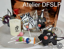 Charger l&#39;image dans la galerie, LES SUCETTES de SANTINE (Créations Taurines de l&#39;atelier DFSLP)
