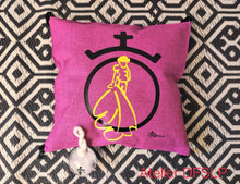 Charger l&#39;image dans la galerie, COUSSIN &quot; FAENA&quot; (rouge/jaune safran/fuschia)
