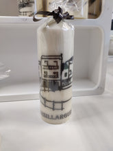 Charger l&#39;image dans la galerie, Bougie avec dessin &quot;nos villes et villages avec leurs legendes&quot;(noir et Blanc)
