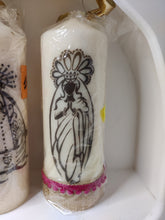 Charger l&#39;image dans la galerie, Bougie avec dessin &quot;Flamenca&quot;ou taurina&quot;
