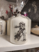 Charger l'image dans la galerie, Bougie  "Flamenca"ou taurina"
