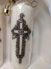 Charger l&#39;image dans la galerie, Bougie &quot;croyances chrétiennes&quot;, &quot;amour&quot; et &quot;saint Valentin&quot;
