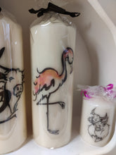 Charger l&#39;image dans la galerie, Bougie avec dessin &quot;Camargue&quot;ou &quot;tradition&quot;
