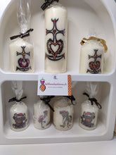 Charger l&#39;image dans la galerie, Bougies avec dessin de &quot;fêtes&quot; Noël 2025
