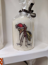 Charger l&#39;image dans la galerie, Bougies avec dessin de &quot;fêtes&quot; Noël 2025
