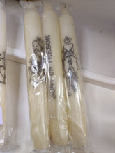 Charger l&#39;image dans la galerie, Bougie avec dessin &quot;Camargue&quot;ou &quot;tradition&quot;
