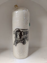 Charger l&#39;image dans la galerie, Bougie avec dessin &quot;Camargue&quot;ou &quot;tradition&quot;
