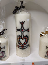 Charger l&#39;image dans la galerie, Bougies avec dessin de &quot;fêtes&quot; Noël 2025
