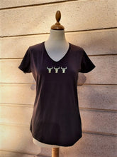 Charger l&#39;image dans la galerie, TEE SHIRT FEMME noir, 3 toros or
