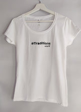 Charger l&#39;image dans la galerie, TEE SHIRT FEMME #TRADITIONS du fil sous les platanes- BLANC
