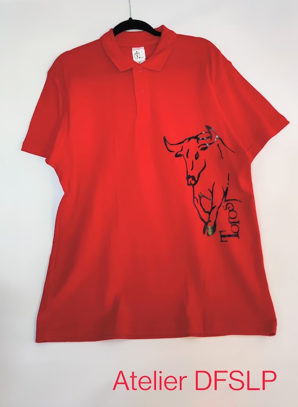 POLO HOMME ROUGE, à manches courtes, demi toro noir avec inscription 