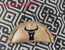 Charger l&#39;image dans la galerie, POCHETTE-SAC &quot;TORO &quot; OR  /CARTERA DE MANO

