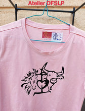 Charger l&#39;image dans la galerie, TEE SHIRT ROSE FILLE  &quot;ma Camargue&quot;
